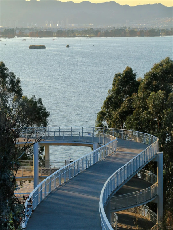 imgi_10_640 imgi_10_640